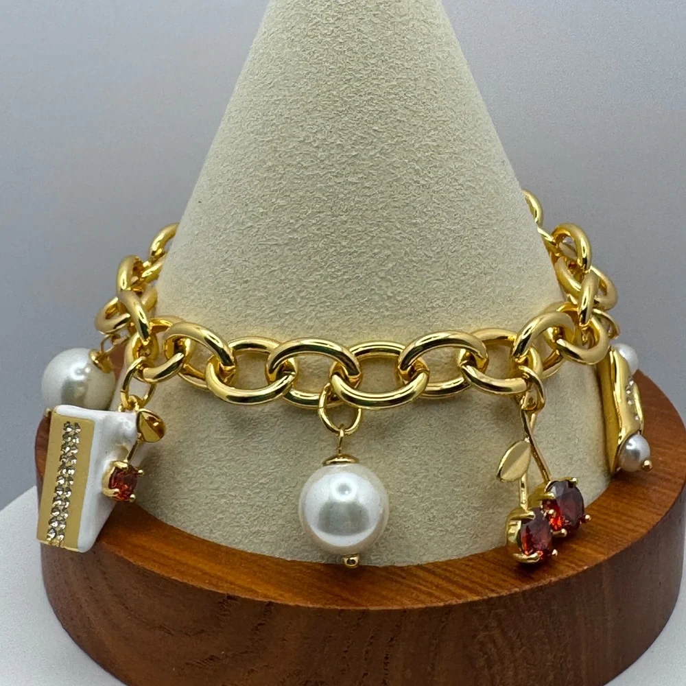 KATE SPADE 🍰 Pastry Shop Charm Bracelet NWT - Picture 2 of 7